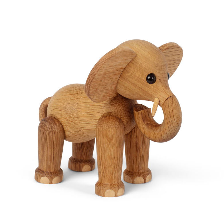 Ollie Elefant Trädekoration 15 cm Ek/Lönn | 2048-FSC | Svetrend