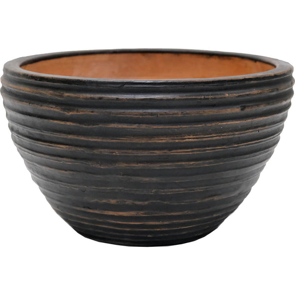 Brest clay pot with grooves