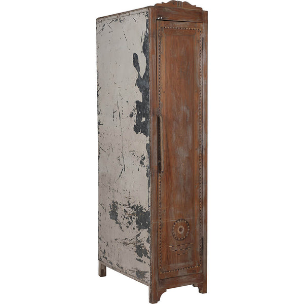 Tall cabinet with beautiful details