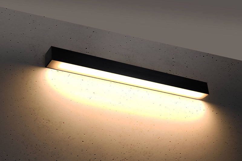 Vägglampa PINNE 67 Svart | TH.039 | Svetrend