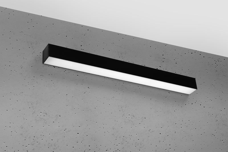 Vägglampa PINNE 67 Svart | TH.039 | Svetrend