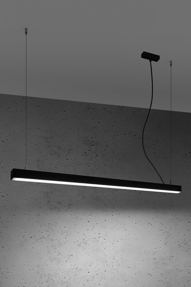 Taklampa PINNE 117 Svart | TH.069 | Svetrend