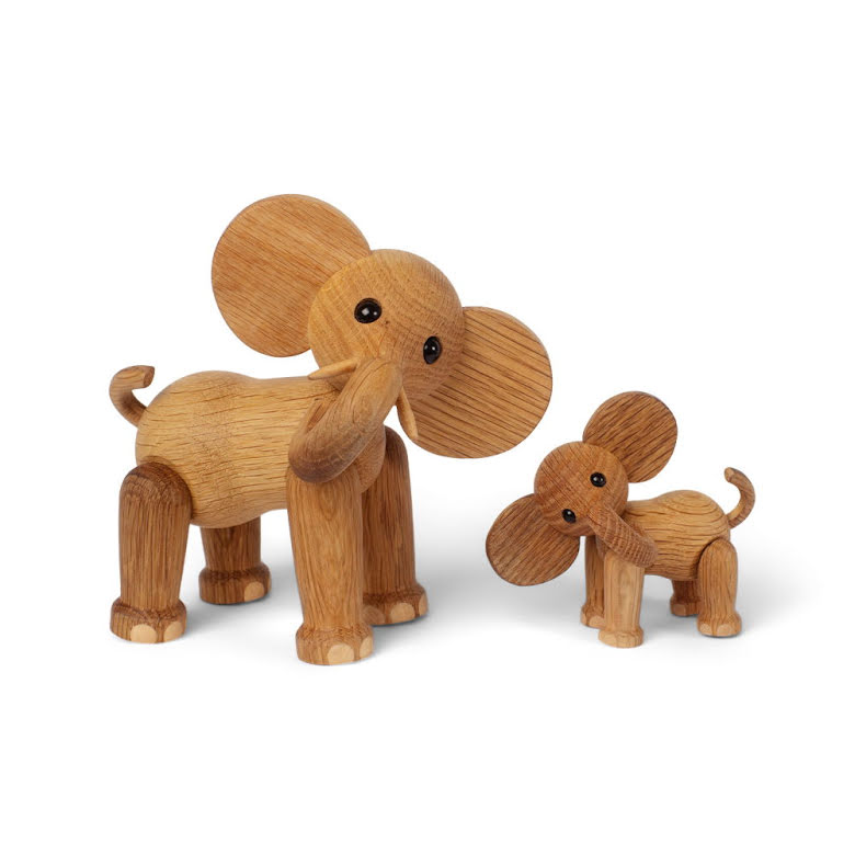 Ollie Elefant Trädekoration 15 cm Ek/Lönn | 2048-FSC | Svetrend