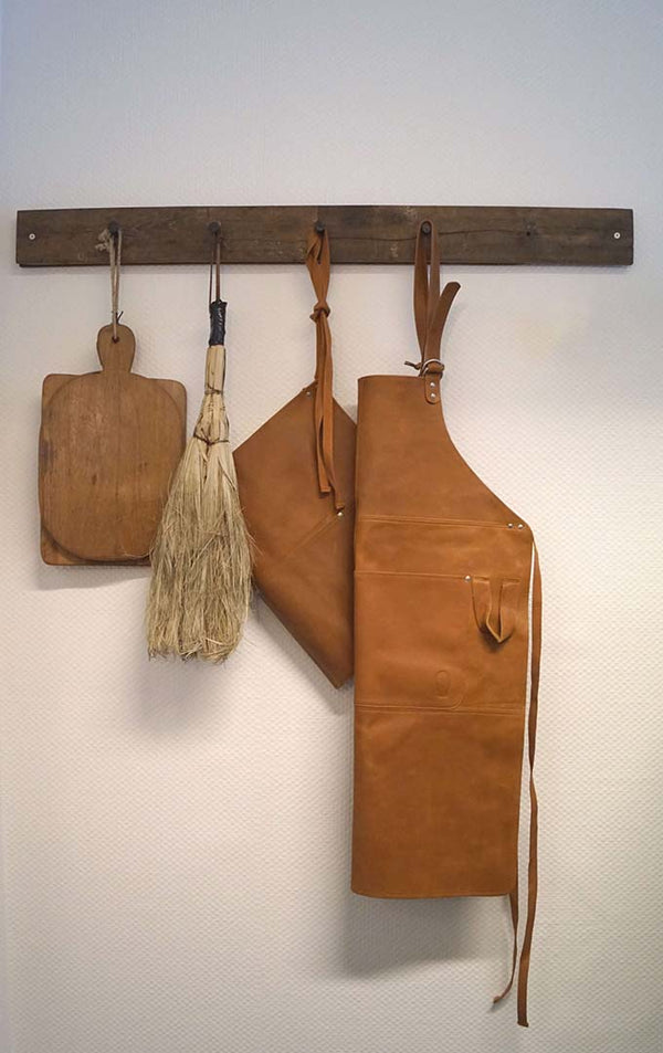 Pelle cutting board  - oblong