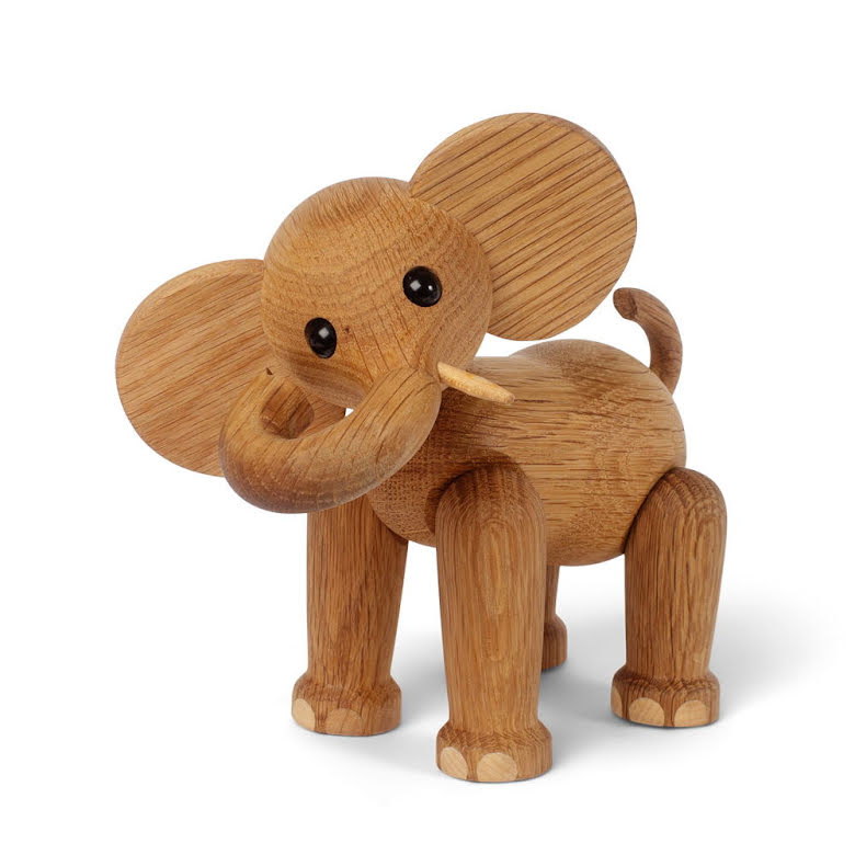 Ollie Elefant Trädekoration 15 cm Ek/Lönn | 2048-FSC | Svetrend