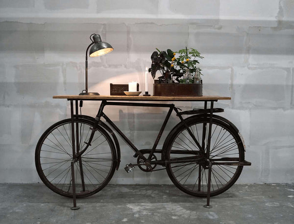 Speedy console table of old bicycle