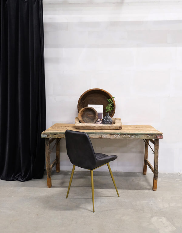 Comfort dining chair in leather - matt black