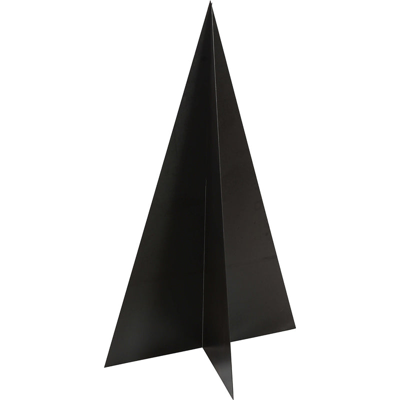 Raw Christmas tree in iron