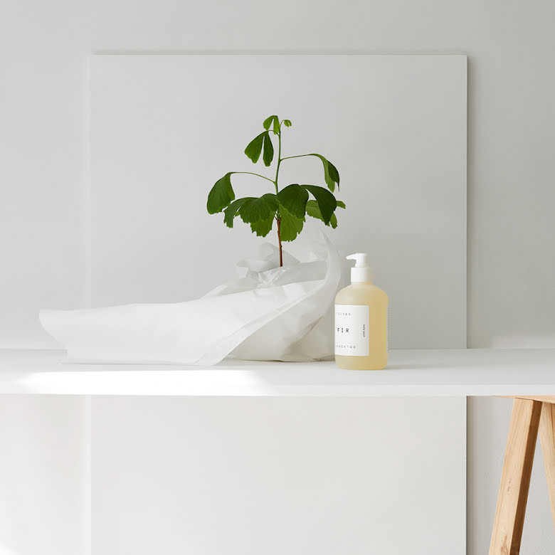 Oud Duschtvål 350 ml Tangent GC | TGC301 | Svetrend