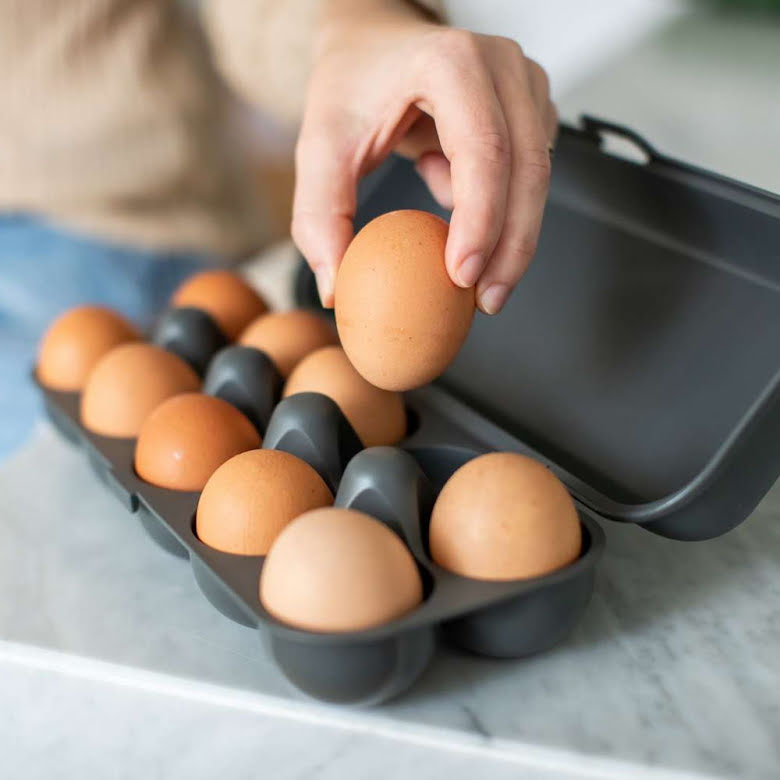 Eggs To Go Äggkartong för 10 ägg Mörkgrå | 7179701 | Svetrend