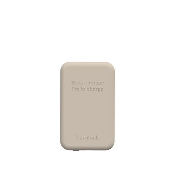 toCHARGE Qi Powerbank Ivory Sand | KFKE89 | Svetrend