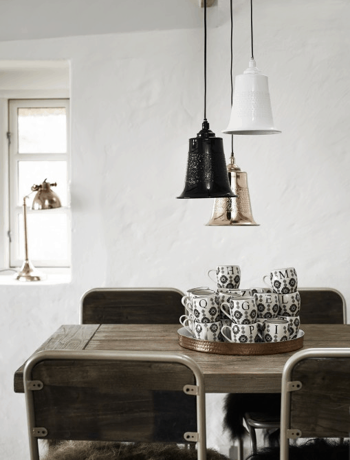 TUBA taklampa (Svart) | TUBA (Svart) | Svetrend